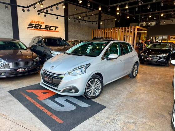 PEUGEOT 208 1.6 GRIFFE 16V FLEX 4P AUTOMÁTICO PEUGEOT 208 1.6 GRIFFE 16V FLEX 4P AUTOMÁTICO